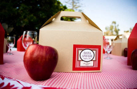 picnic-wedding-box