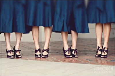 purple-bridesmaids-shoes-blue-bridesmaids-dresses