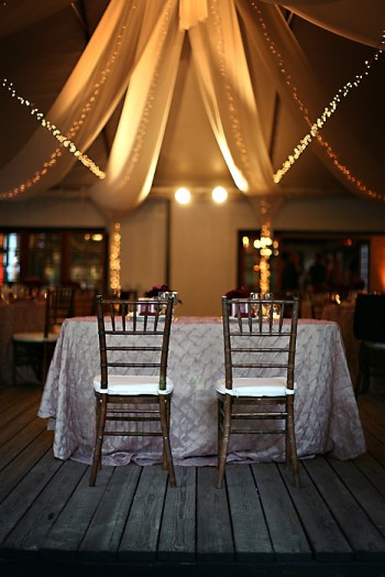 silver-pintuck-linens-sweetheart-table