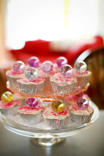 bridal-shower-cupcakes