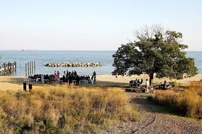 beachside-ceremony