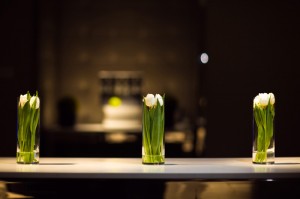modern-tulip-arrangements