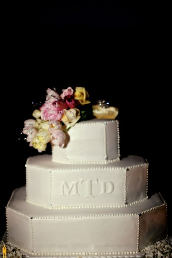 monogrammed-cake-with-floral-accents