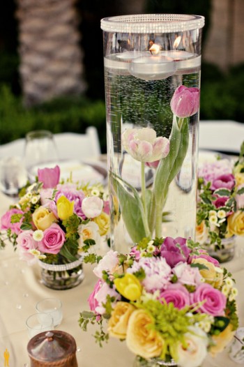 pink-yellow-white-centerpiece-floating-candles-submerged-flowers