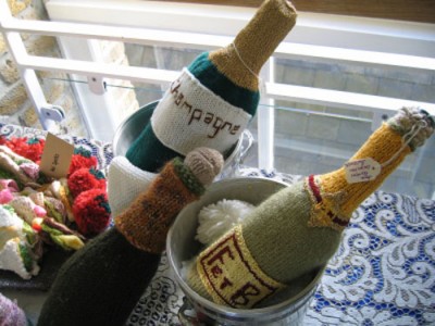 knitted_wine