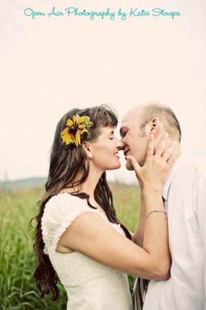 bride-with-sunflower-in-hair