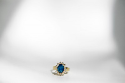 blue-gold-wedding-ring