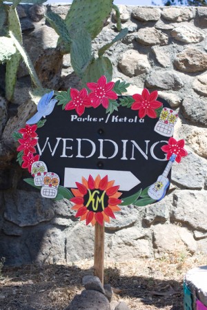 This Way to the Wedding Sign
