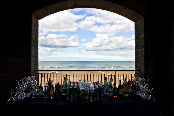 wedding-reception-bar-with-lake-michigan-in-background