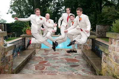 groomsmen_jumping