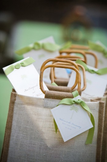 destination-wedding-gift-welcome-bags