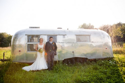 bride-and-groom-airstream