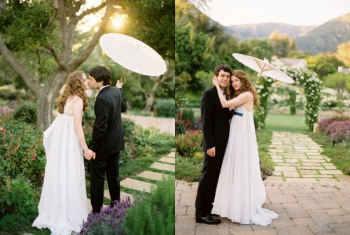 bride-and-groom-under-parasol-jose-villa