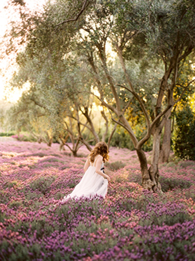 bride-in-lavender-field