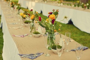 rustic-wildflower-table-wedding