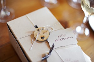 smores-wedding-favors-place-card-tags