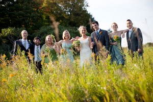 wedding-party-in-field