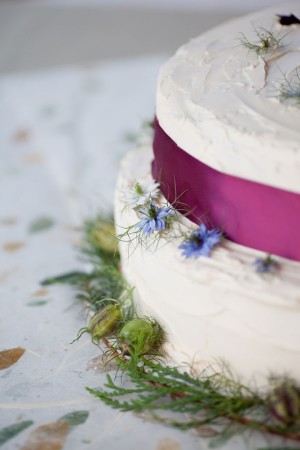 wildflower-wedding-cake