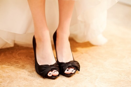 bride-in-black-shoes