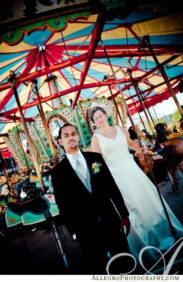 carousel-wedding-photos