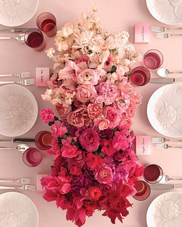 pink-red-flowerbox-centerpiece