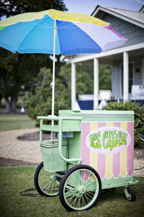 vintage-ice-cream-cart-wedding-ideas