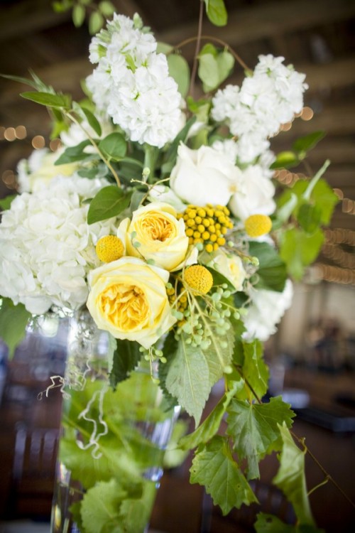 yellow-and-white-tall-centerpiece