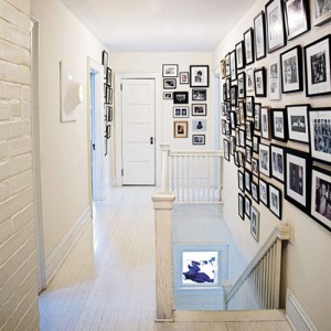 black-and-white-photo-frame-wall