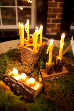 candles-in-wood-wedding-table-ideas