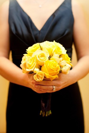 navy-bridesmaids-yellow-bouquet