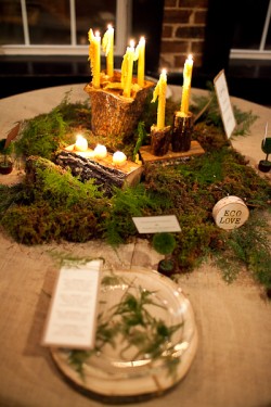wood-and-moss-wedding-table-ideas
