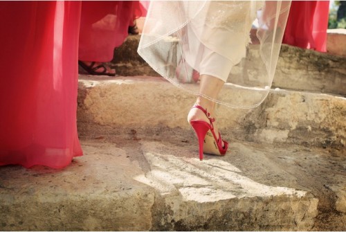 bride-in-watermelon-pink-shoes