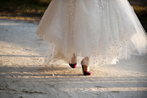 bride-purple-shoes