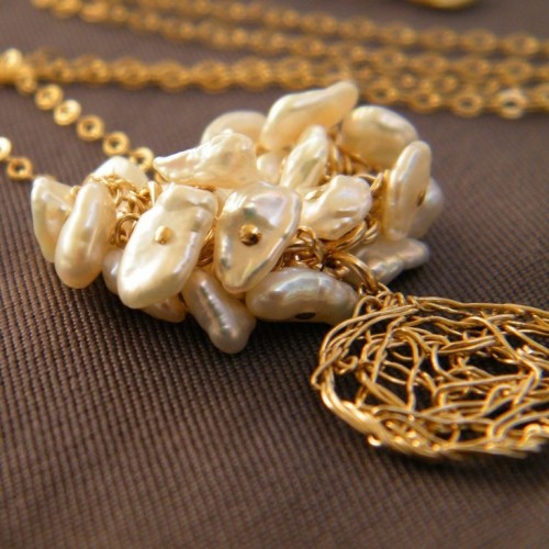 crocheted-gold-necklace
