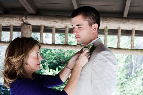 mother-son-boutonniere