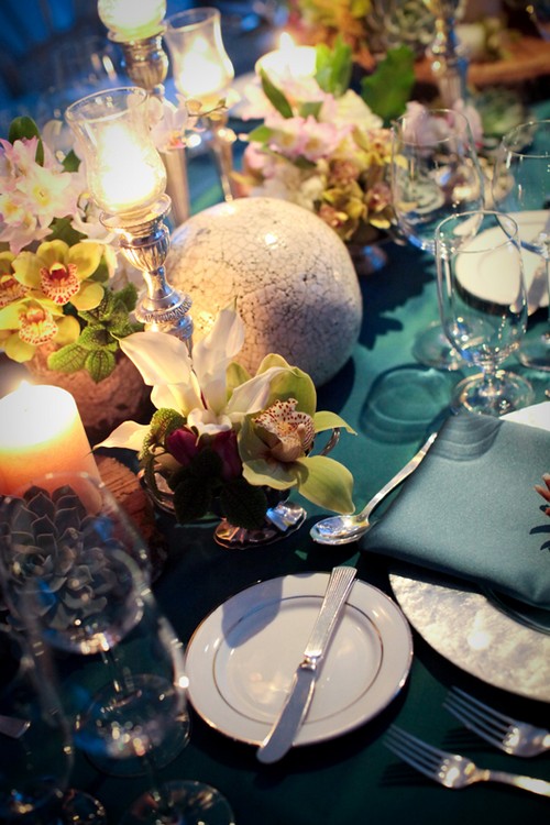 ocean-blue-orchid-centerpiece-wedding-table-ideas