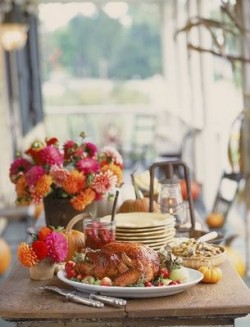 rustic-table-with-mums