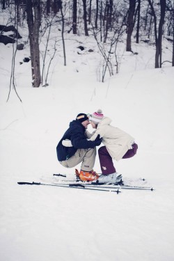 skiing-engagement-photos-bear-creek-mountain-11