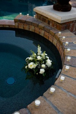 wedding-in-private-home-candles-surrounding-pool