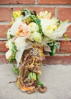 yellow-and-green-bouquet-tied-with-yarn