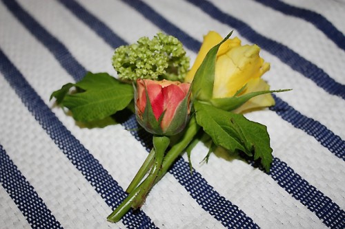 DIY-Boutonniere-Instructions