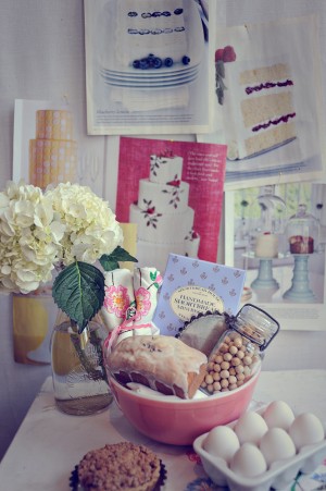 DIY-Mothers-Day-Ideas-Vintage-Baking-Gift-Basket