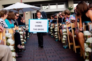 Here-Comes-the-Bride-Sign