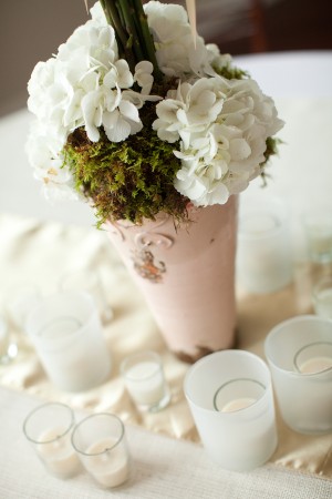 Pink-and-White-Shabby-Chic-Centerpiece