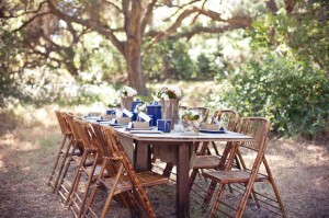 Rustic-Outdoor-Wedding-Camping-Theme-Table
