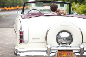 Vintage-Packard-Car-Wedding