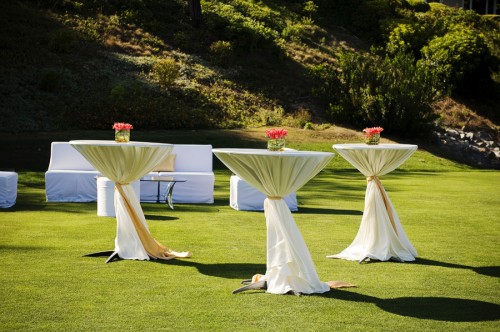 Outdoor-Cocktail-Tables-Wedding