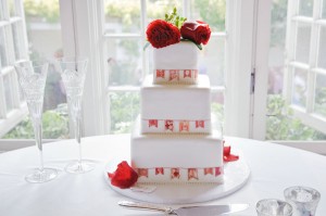 Red-and-White-Wedding-Cake