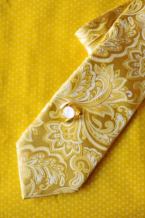 Yellow Paisley Tie and Cufflinks