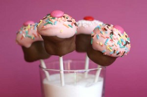 Cupcakes-on-a-Stick